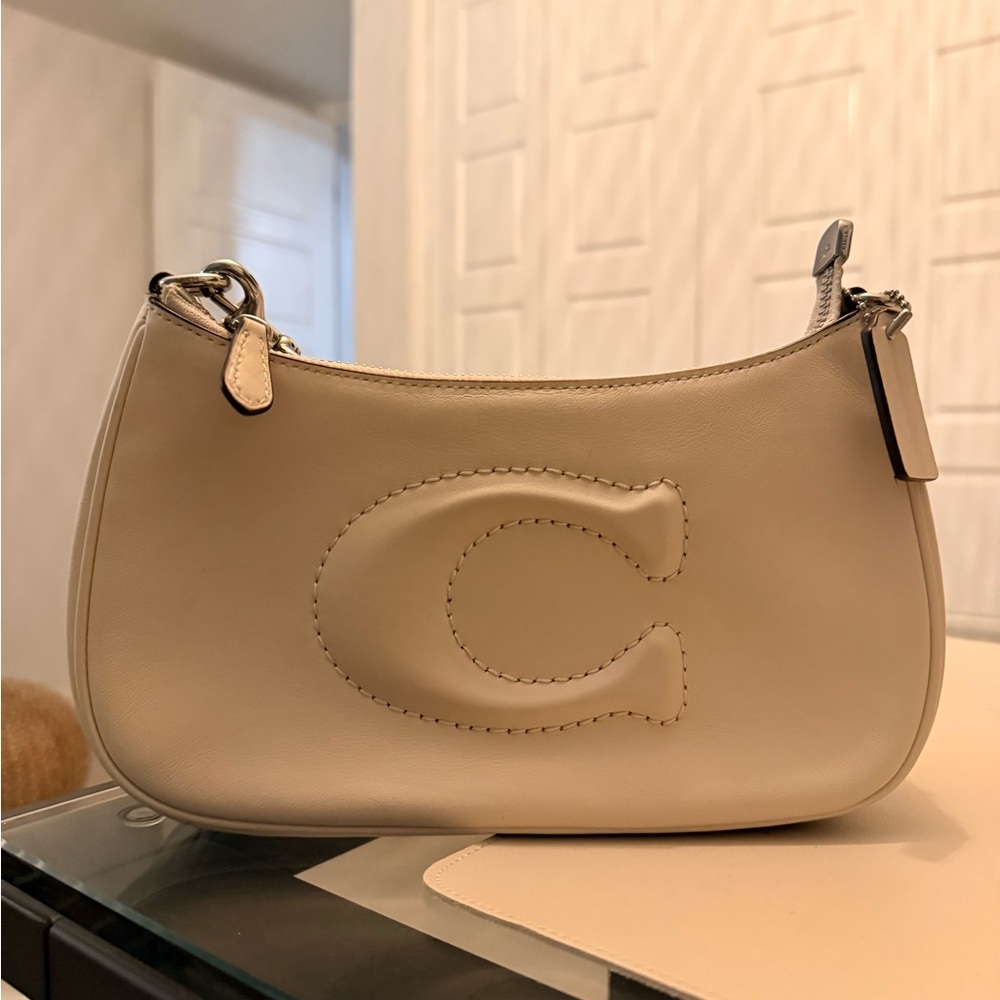 Coach Cream Crossbody Bag - Picture 3 of 14